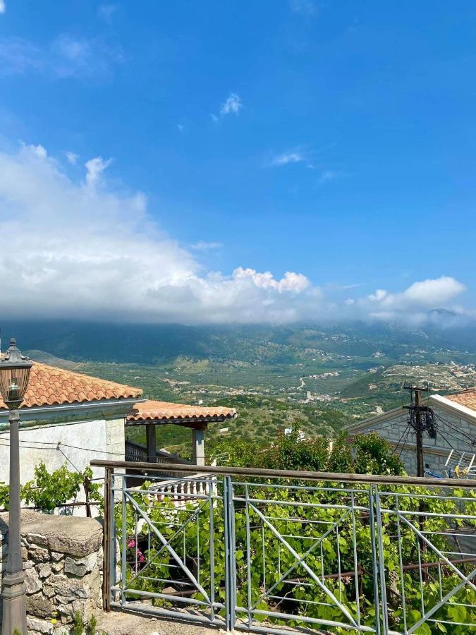 Gkoros House Old Town Villa Himare Exterior photo