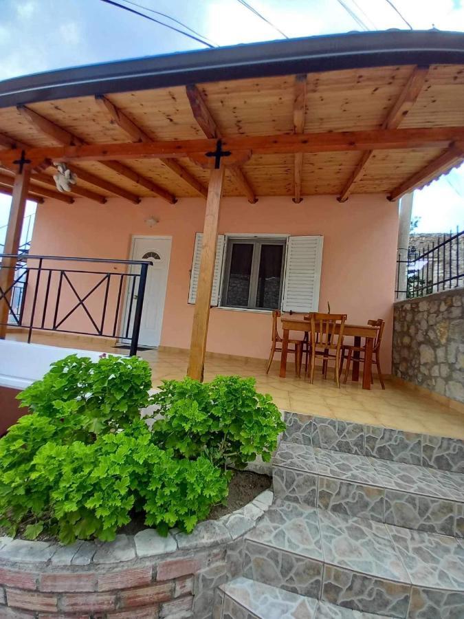 Gkoros House Old Town Villa Himare Exterior photo
